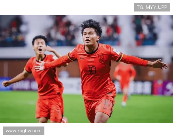 天秀表现！拜合拉木双响助力U22国足2-0领先韩国队